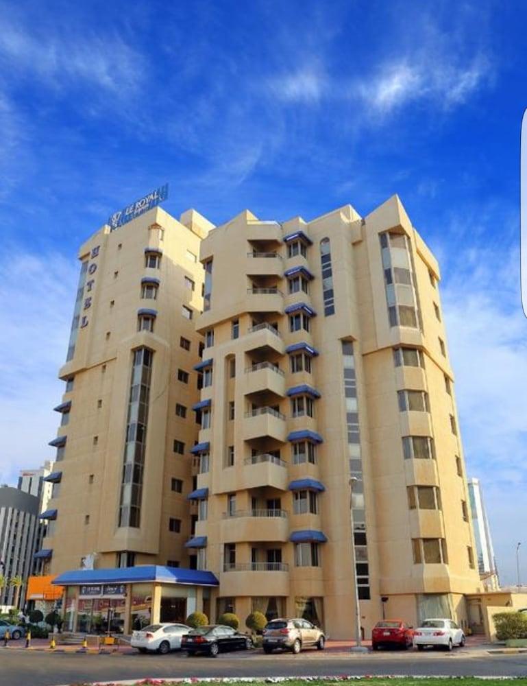 Hotel The Royal Express Sharq Kuwait City Exterior foto