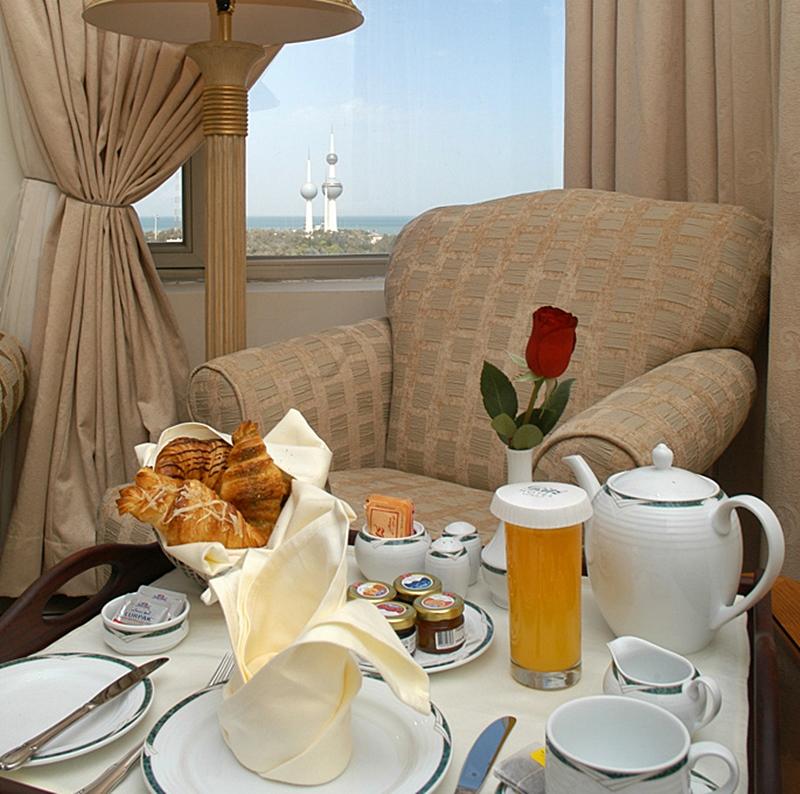 Hotel The Royal Express Sharq Kuwait City Exterior foto